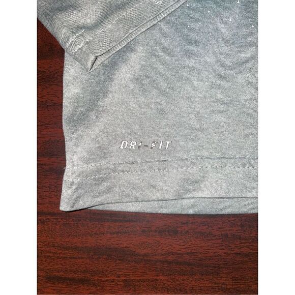 Air Jordan Boys Long Sleeve Grey Dri-Fit Tee Shirt Size Medium - Picture 3 of 5